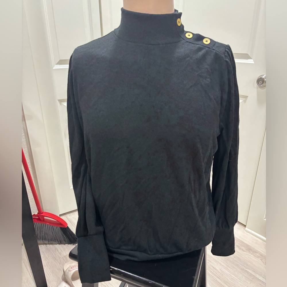NWT Banana Republic Black Mock Turtle Neck Top Gold Shoulder Buttons Sz S Petite